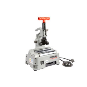 RIDGID elektrický rezák na rúry PC 116, do 116mm (4 1/2") + 2x rezné koliesko RIDGID elektrický rezák na rúry PC 116, do 116mm (4 1/2") + 2x rezné koliesko